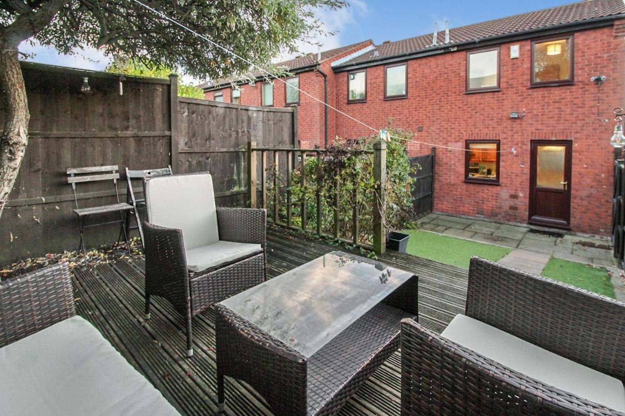 Comfortable 2 Bedroom House With Free Parking Holiday home *
